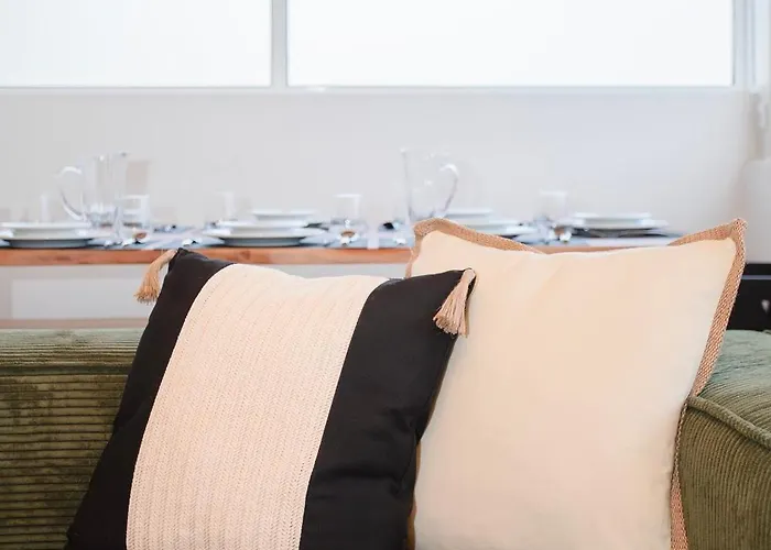 Semesterbostad Liiiving In - Downtown Quiet House Oporto