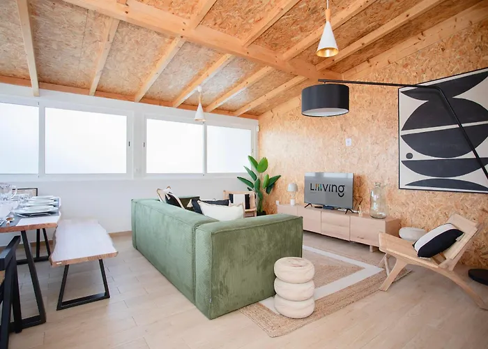 Semesterbostad Liiiving In - Downtown Quiet House Oporto