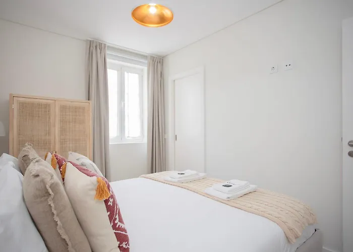 Liiiving In - Downtown Quiet House * Porto