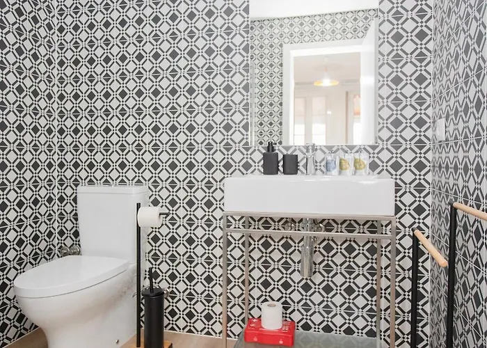 Liiiving In - Downtown Quiet House 別荘 *