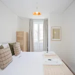 Liiiving In - Downtown Quiet House 펜션 *