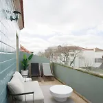 Liiiving In - Downtown Quiet House 펜션