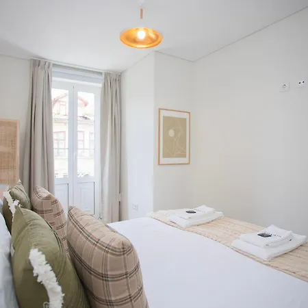 Liiiving In - Downtown Quiet House Nyaraló Porto