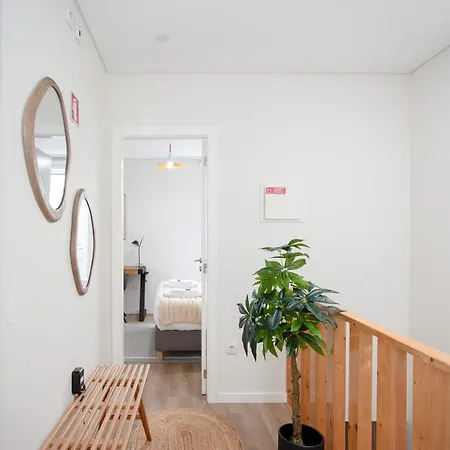 Liiiving In - Downtown Quiet House Nyaraló Porto