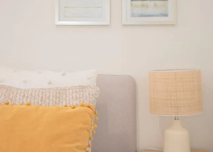 Holiday home Liiiving In - Downtown Quiet House *