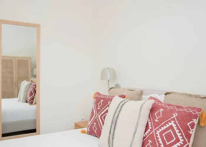 Liiiving In - Downtown Quiet House Holiday home Porto